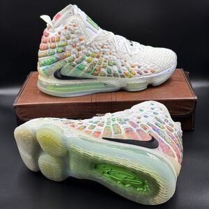 Nike LeBron 17 'Air Command Force'